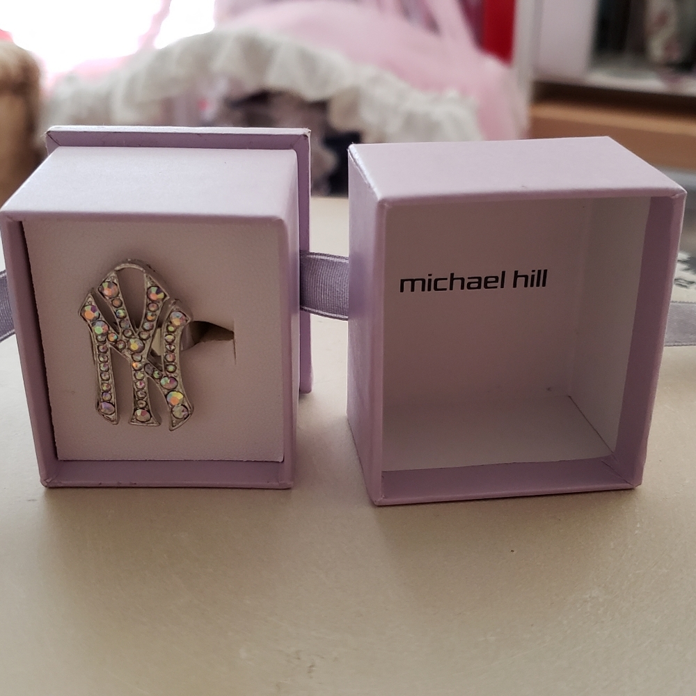 Michael Hill New York Gemstone ring